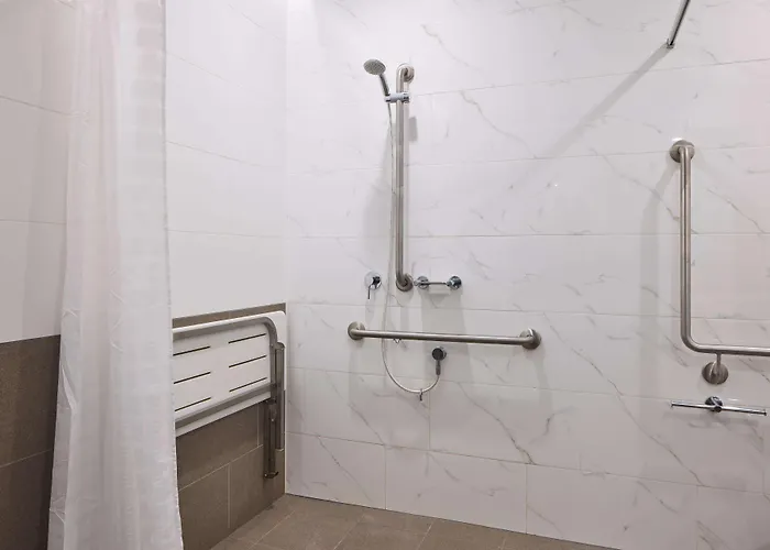 Rydges Perth Kings Square